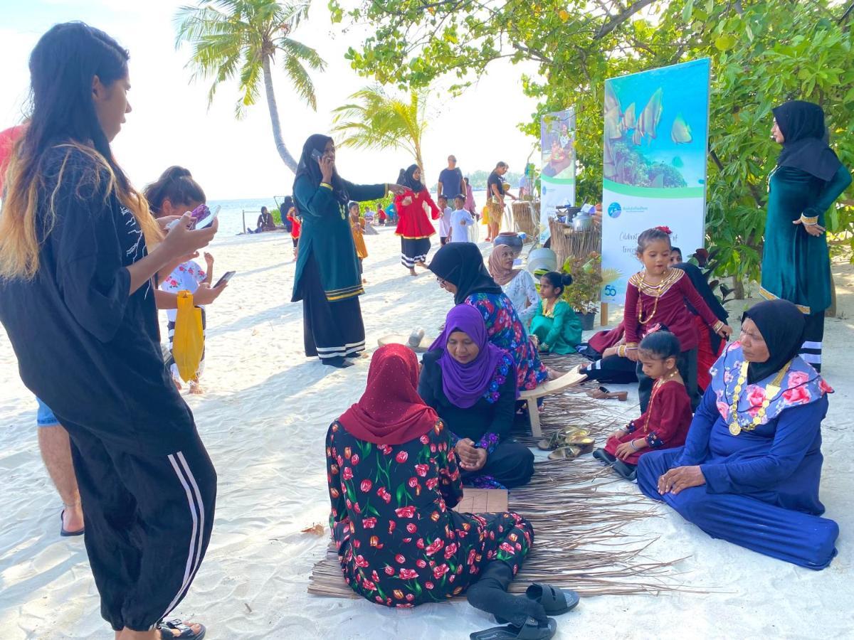 Leisure Inn Guest House Bodufolhudhoo Esterno foto