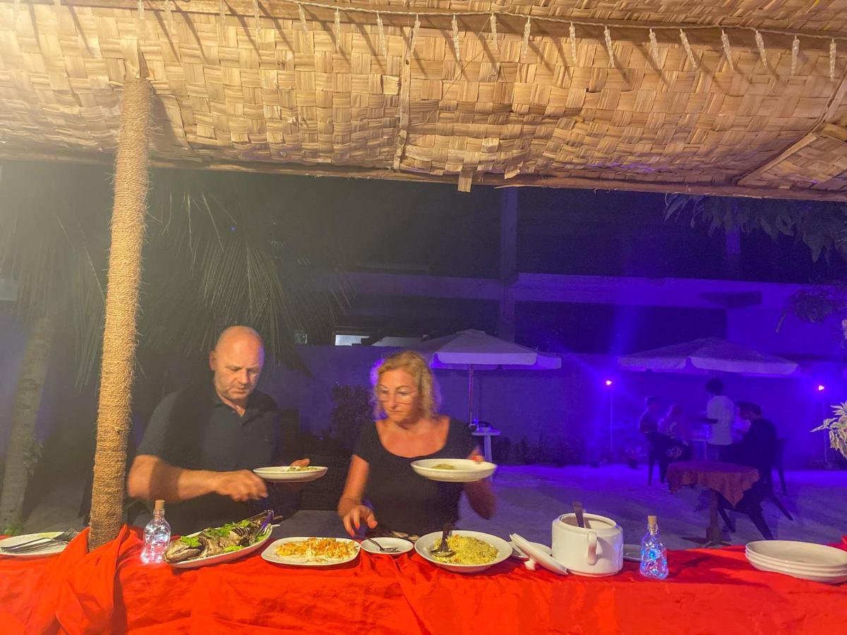 Leisure Inn Guest House Bodufolhudhoo Esterno foto