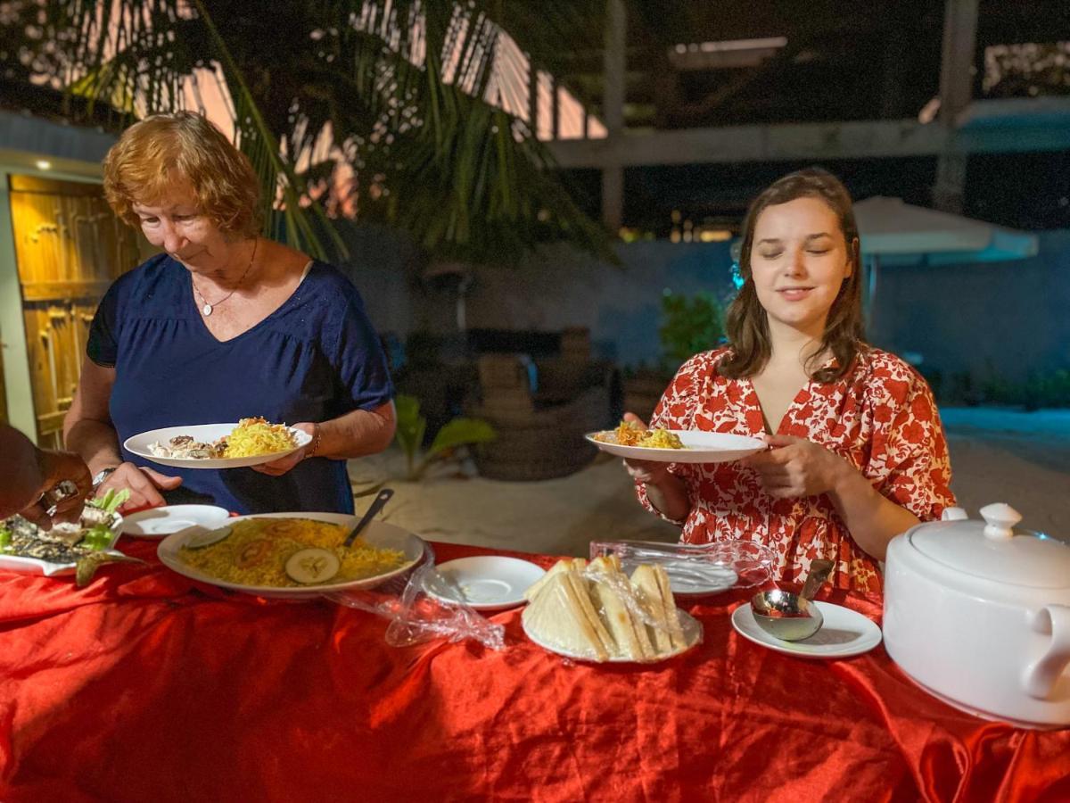 Leisure Inn Guest House Bodufolhudhoo Esterno foto