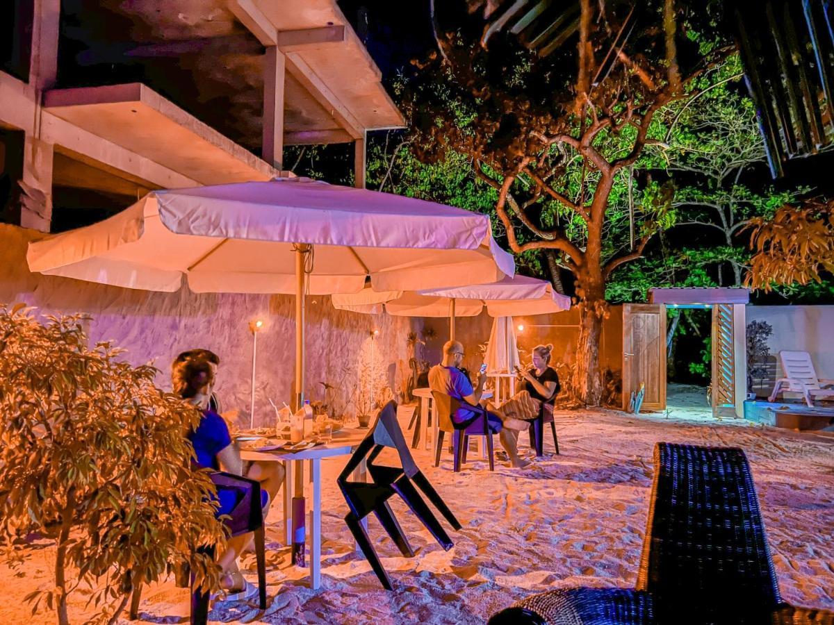 Leisure Inn Guest House Bodufolhudhoo Esterno foto