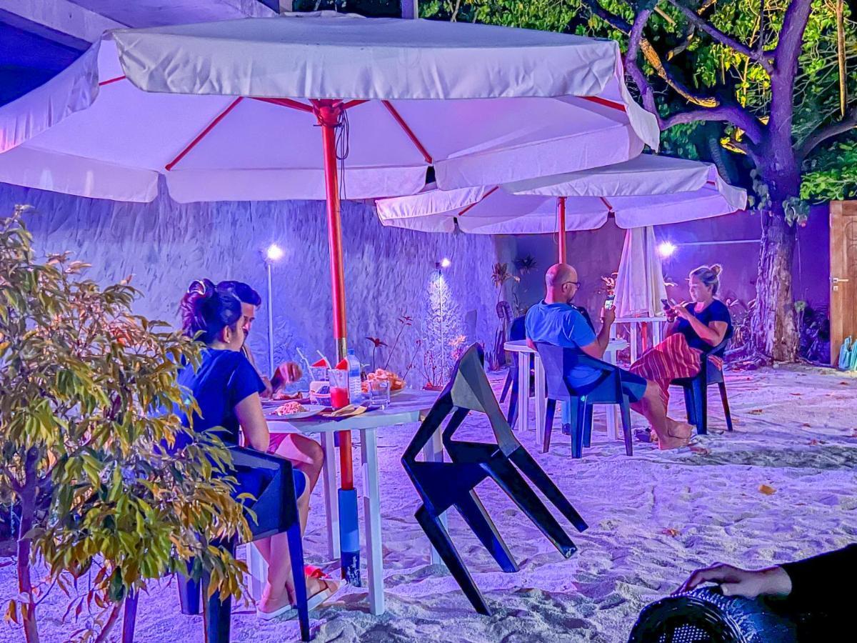 Leisure Inn Guest House Bodufolhudhoo Esterno foto