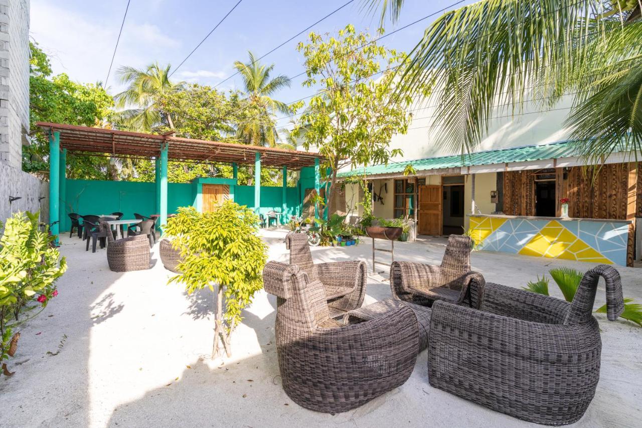 Leisure Inn Guest House Bodufolhudhoo Esterno foto